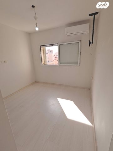 דופלקס, עמק חפר 8, הדרים, הדרים החדשה, כפר סבא