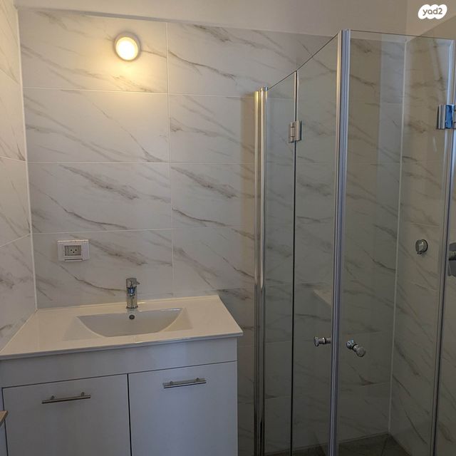 דירה, רועי קליין 7, קרית קריניצי, רמת גן