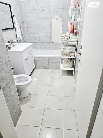 דירה, שושנים 3, אפק, קרית ביאליק