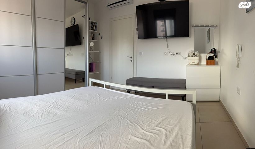 דירה, דרך האילנות 37, גדרה מזרח, גדרה