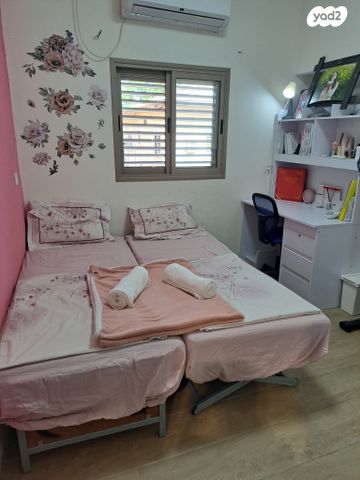 בית פרטי/ קוטג', מלאכי 15, יסודות, יסודות