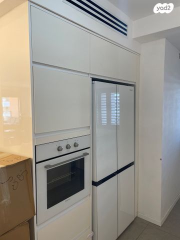 דירה, זאב וינהויז 4, ליבת העיר, יהוד מונוסון