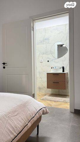 דירה, שדרות המגינים 27, מרכז העיר, קרית אתא