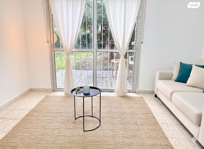 טריפלקס, רש"י 13, מרכז עפולה עלית, עפולה