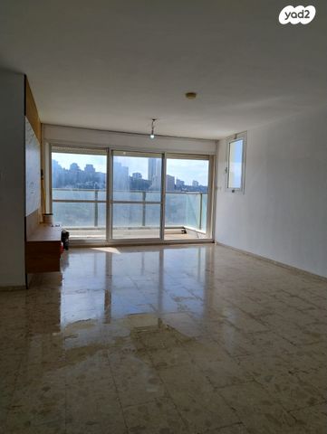 דירה, חנה סנש 20, רמת הדר, חיפה