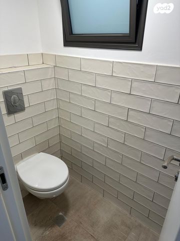 דופלקס, גינת אגוז 1, אבני חפץ, אבני חפץ