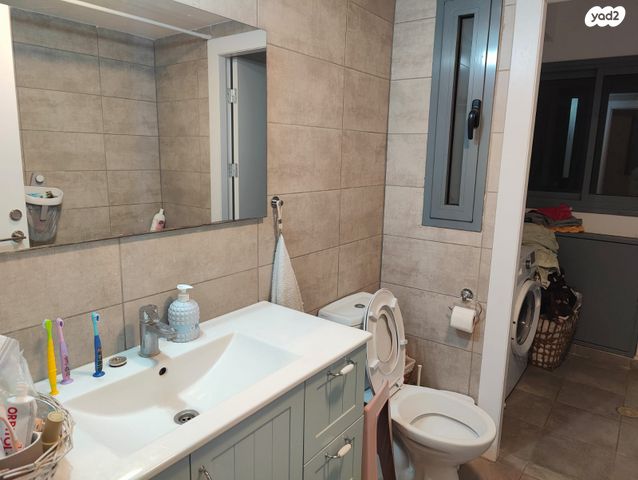 דירה, יגאל אלון 2, המרכז האזרחי, רמלה