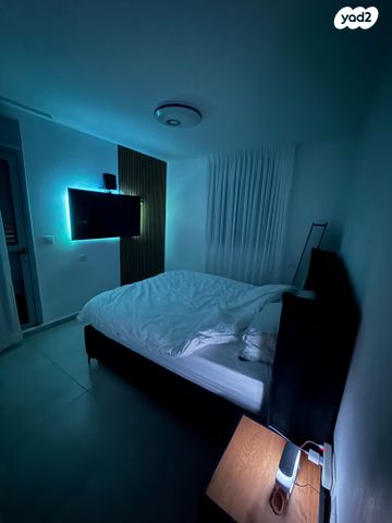 דירה, שדרות מנחם בגין 10, החותרים, טירת כרמל