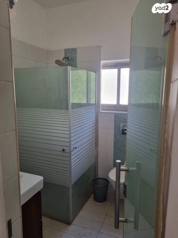 דירה, הרב שמחה אסף 16, דובדבן הכפר, כפר סבא