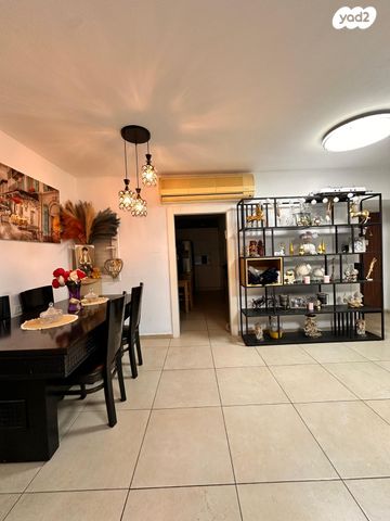 דירה, חיים ארלוזורוב 23, חסכון ג, לוד