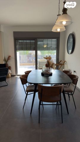 דירה, שדרות המגינים 27, מרכז העיר, קרית אתא