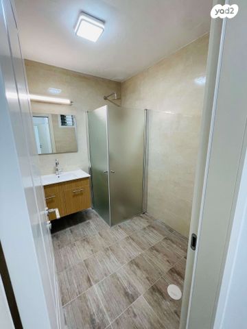 דירה, הרצל 33, מרכז העיר, קרית שמונה