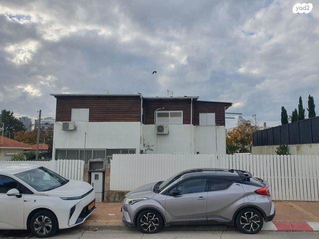 בית פרטי/ קוטג', הגדוד העברי 26, עין התכלת, נתניה