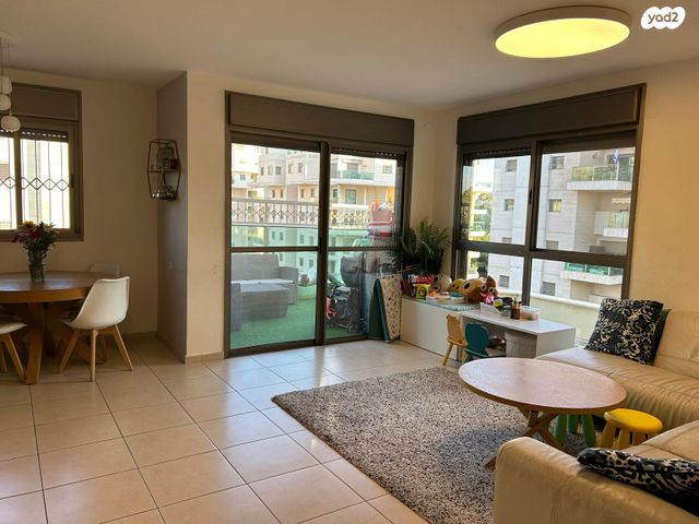 אמה טאובר פרידמן 3