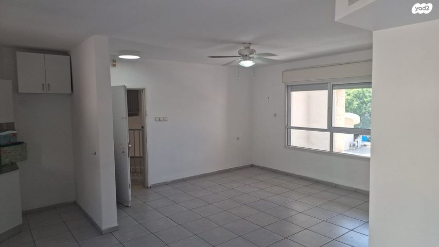 דירה, קיפודן 16, הפרחים, מודיעין מכבים רעות