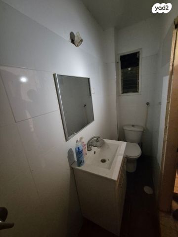 דירה, שושנים 12, גן שמואל, קרית מלאכי