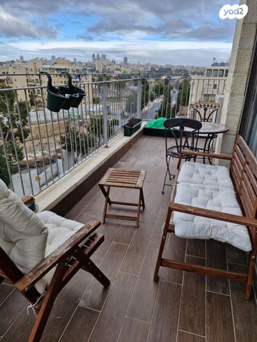 דירה, חנוך אלבק 15, צפון תלפיות, ירושלים