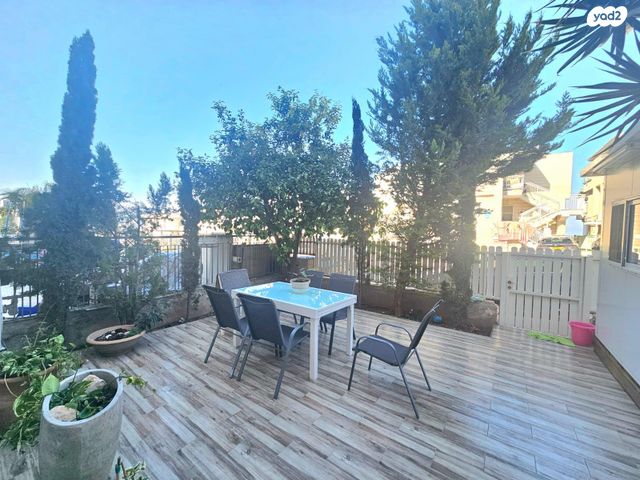 דירת גן, צאלון 430, נוף כינרת, טבריה