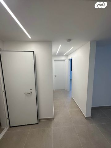 דירה, שרה אהרונסון 7, מורשת, מודיעין מכבים רעות