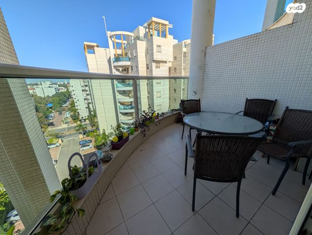 דירה, זכרון יעקב 14, הדר המושבות הותיקה / אם המושבות הותיקה, פתח תקווה