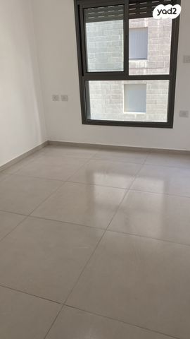 דירה, אשכולית 30, נווה פרדסים, פרדס חנה כרכור