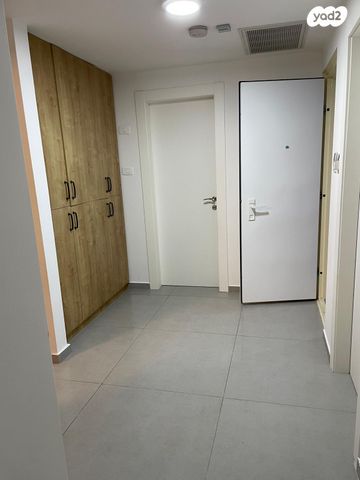 דירה, שדרות הציונות 77, ברנע, אשקלון