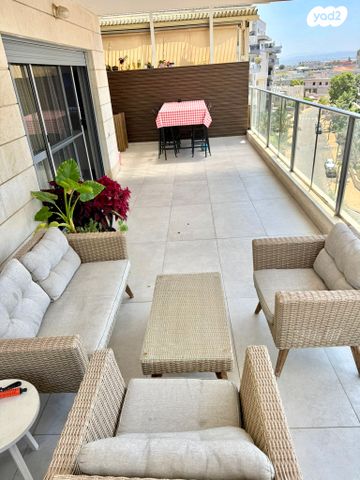 גג/ פנטהאוז, שדרות יצחק רבין 13, רמת אמיר, קדימה צורן