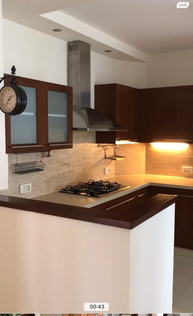 דירת גן, חצרות הדר 21, מעוז, כפר סבא