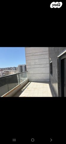 דירה, הרב אבא אבוחצירה 33, שדרות בפארק, שדרות