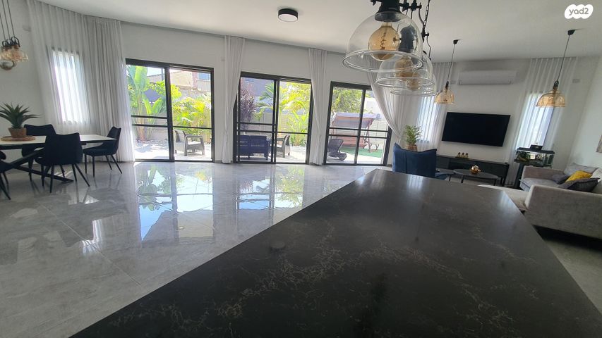 בית פרטי/ קוטג', מלכית 49, באר גנים, באר גנים