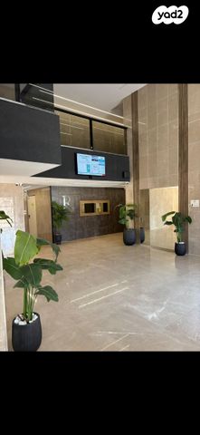 דירה, הרב אבא אבוחצירה 33, שדרות בפארק, שדרות