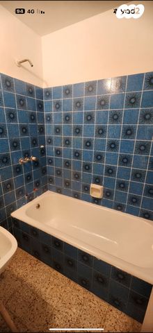 דירה, שדרות ז'בוטינסקי 28, קרית ים  א', קרית ים