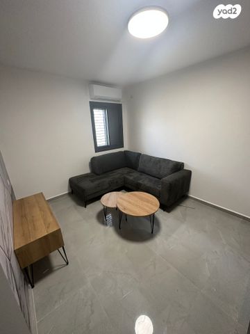 יחידת דיור, חזני 36, שכונה י"א, באר שבע