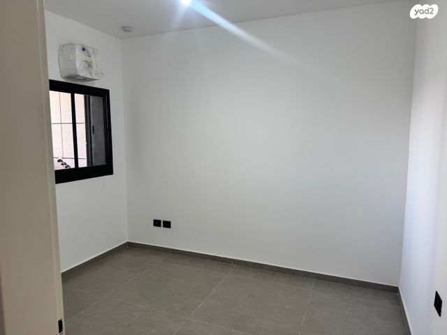 דירה, בנימין וולפוביץ' 8, מרכז דרום, רעננה