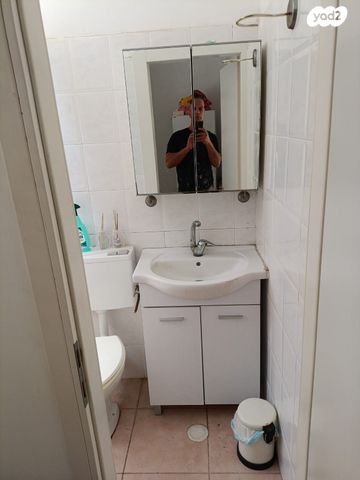 יעקב אחווה 84