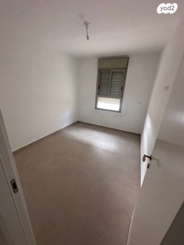 דירת גן, כפר אלדד, כפר אלדד, כפר אלדד