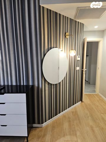 דירה, ברל כצנלסון 16, שיכוני מזרחי, כפר סבא