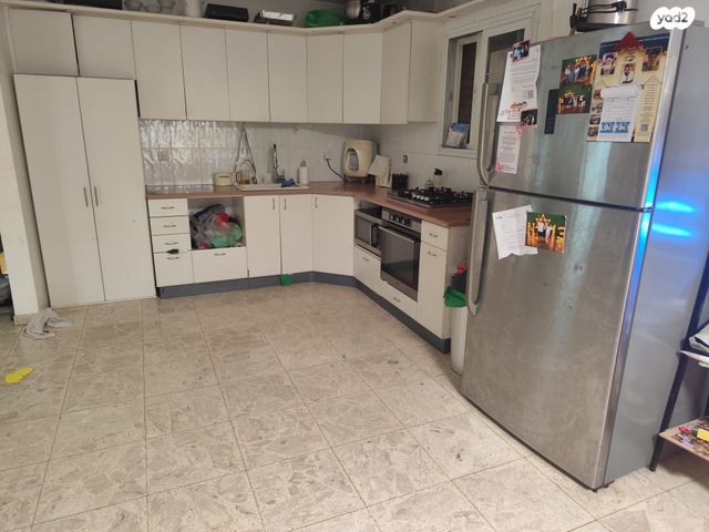 דירת גן, וייצמן 35, עמידר, בת ים