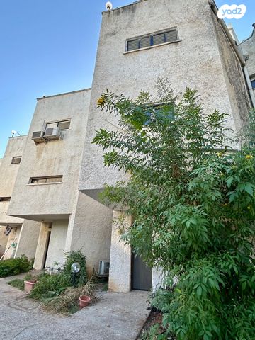 בית פרטי/ קוטג', הרב קוק 61, מרכז, הרצליה