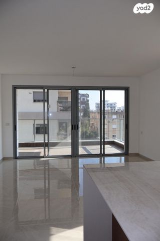 דירה, משמר הירדן 13, מרכז העיר, עפולה