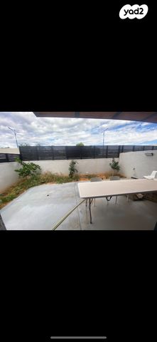 דו משפחתי, הפרדס 1, שכונה 10, תל מונד