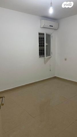 דירה, דוד רזיאל 16, קרית אריה / שיינפלד, בית שמש