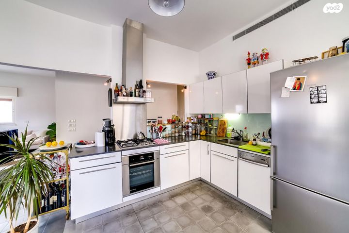 דירה, סמטת בית השואבה 12, לב תל אביב, לב העיר צפון, תל אביב יפו