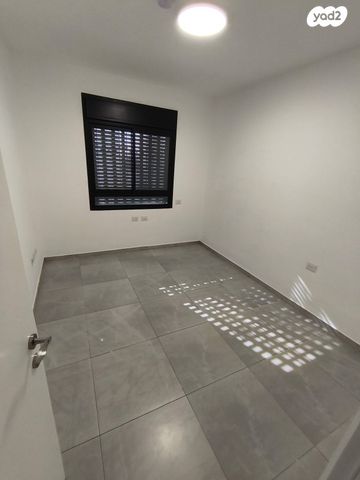 דירה, נחל צאלים 6, נאות שקמה, שדרות