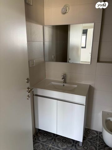 דירה, הגפן 1, כרמי הנדיב, אחוזת רוטנר, קרית מלאכי