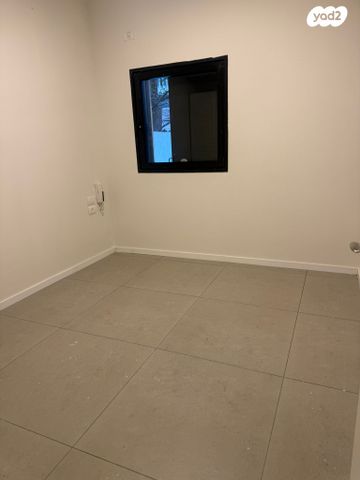 דירת גן, בן יהודה 73, הצפון הישן - דרום, תל אביב יפו