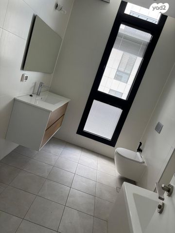 דירה, פרדס משותף 45, מרכז דרום, רעננה