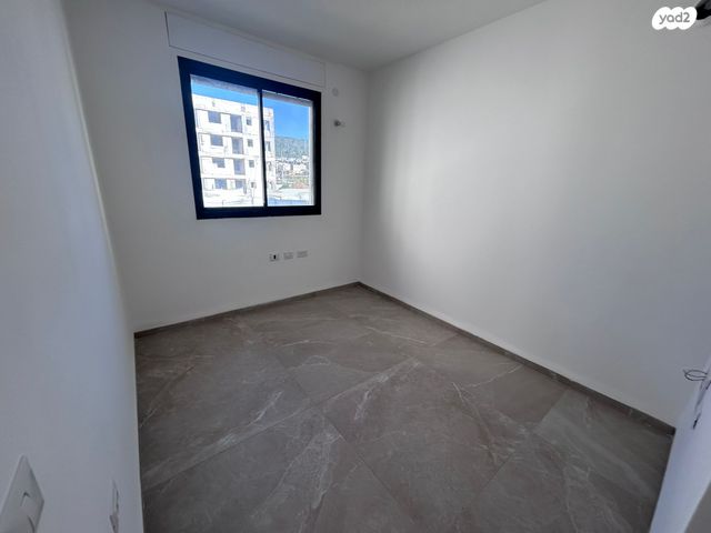 גג/ פנטהאוז, חיים לסקוב 5, השכונה המערבית, מגדל העמק