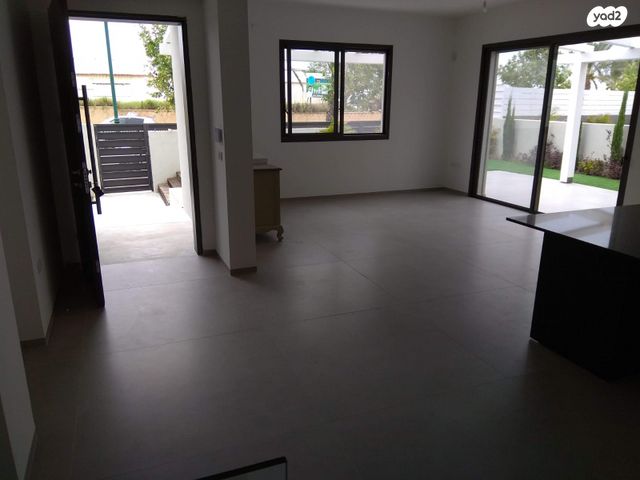 שדרות יצחק רבין 6