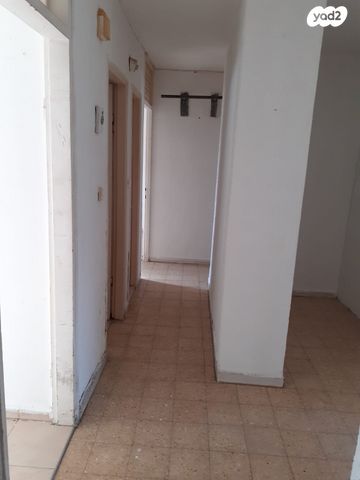 דירה, רחבת גד 9, בני ישראל, קרית גת